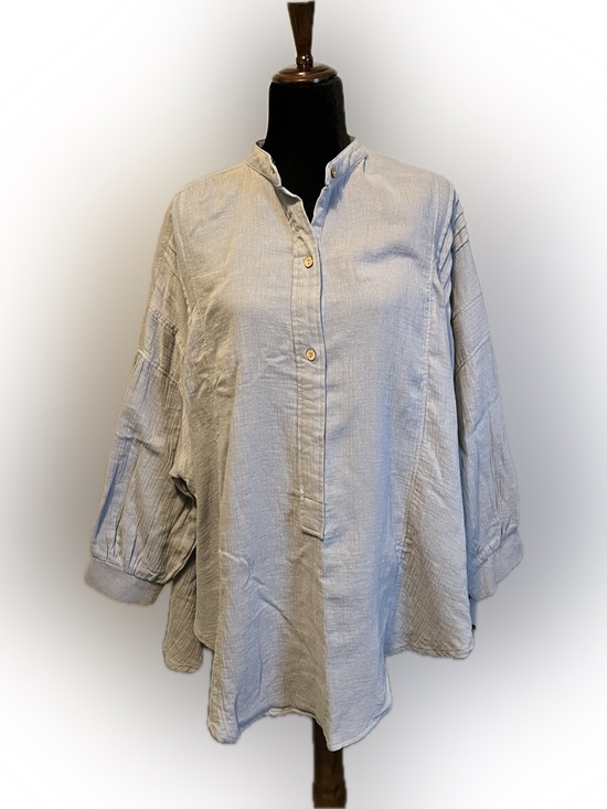 Peach Love California Tops - Peach Love California Light Blue Oversized Half Button Pullover Tunic size S
